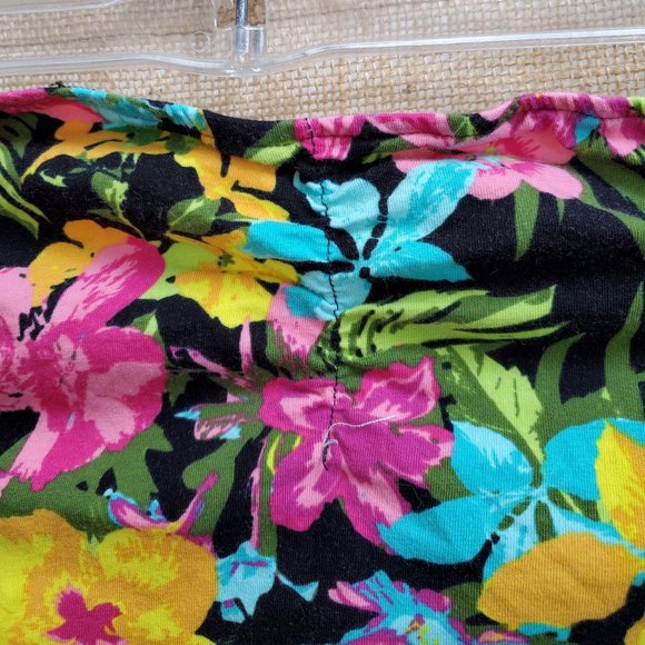 Bundle of 2, Strapless Tops, Peplum - Picture 7 of 10